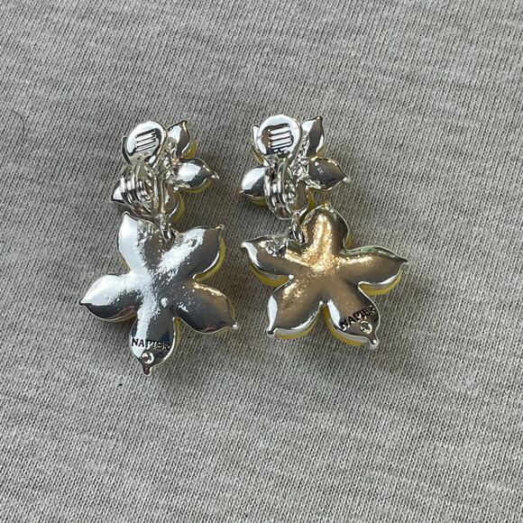 Vintage Napier Silver & Yellow Pearl Flower Dangle Clip On Earrings 1970s - Picture 4 of 4